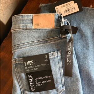 NEW PAIGE Women's High Rise LAUREL Canyon Jeans - Light Blue size 24